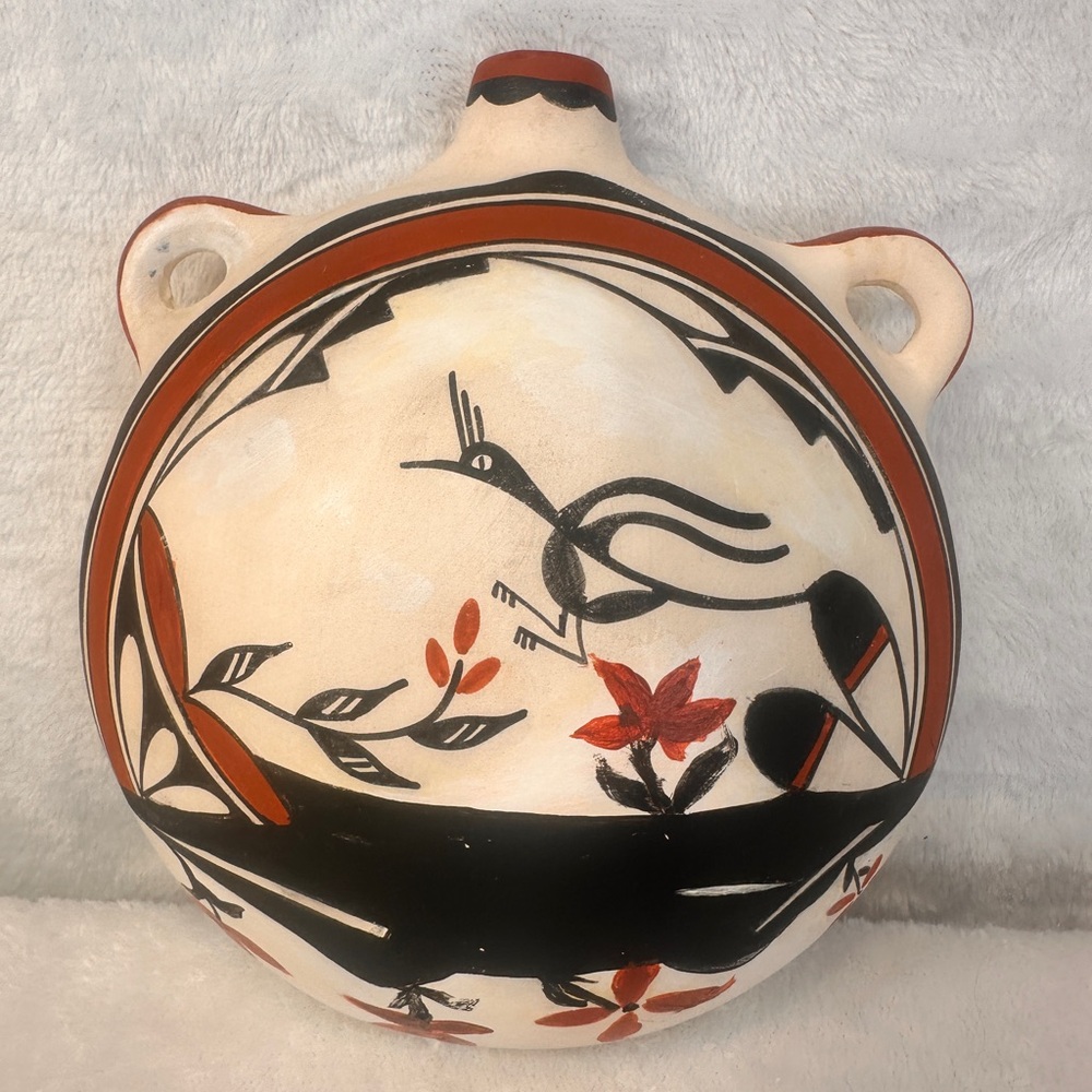Acoma Pueblo Handmade Native American Pottery Canteen w/ Strap Suspension Holes